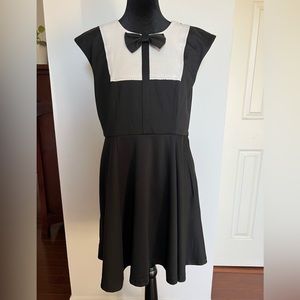 LC Lauren Conrad size 12, black with white dress